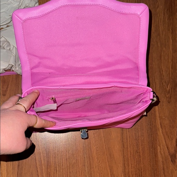 Pink Quilted Crossbody Bag - Picture 4 of 4